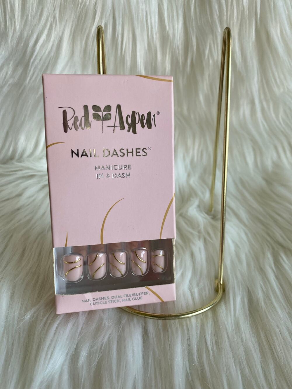 Red Aspen Nail Dashes- Opportunity Knocks, Andrea